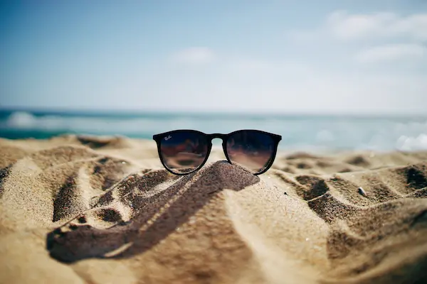 sunglasses-beach